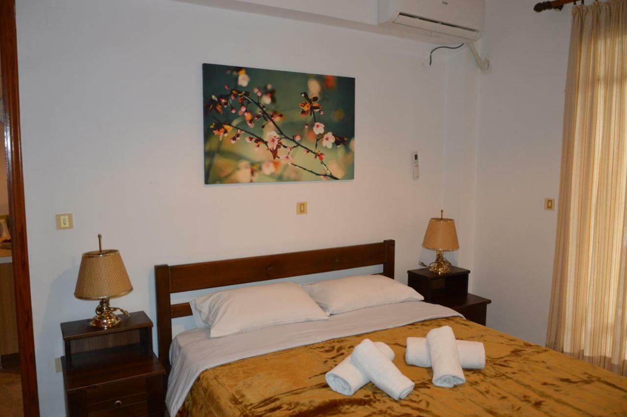 Maria Parameriti Apartments بوروس المظهر الخارجي الصورة